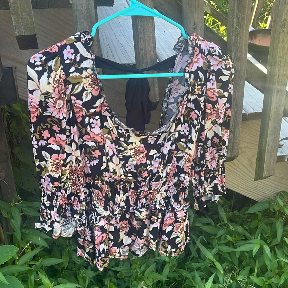 Francesca’s Peasant Top